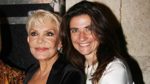 Στο πλευρό της Μαρινέλλας από την πρώτη στιγμή η κόρη και η εγγονή της