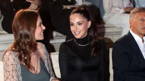 Αλεξάνδρα Νίκα: Με μαύρο εφαρμοστό φόρεμα και μπαλαρίνες στην πρώτη επίσημη εμφάνιση με φουσκωμένη κοιλιά στον 8 μήνα της εγκυμοσύνης της