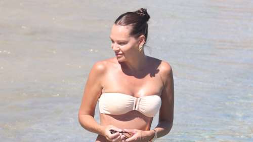 Υβόννη Μπόσνιακ: Αψεγάδιαστη στη Μύκονο με την καστανόξανθη κόρη της, Ελένη Πασχαλίδη