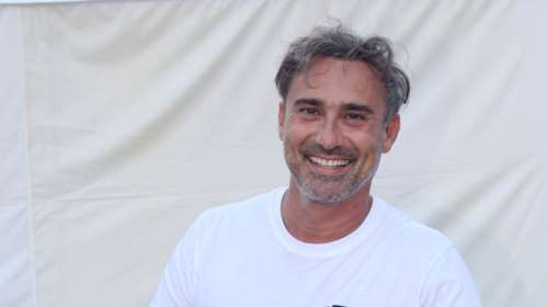 Καπουτζίδης: Δεν πειράζει να δείτε κι εσείς δύο γκέι άντρες στην TV - Συγγνώμη κιόλας αν σας έπεσε βαρύ