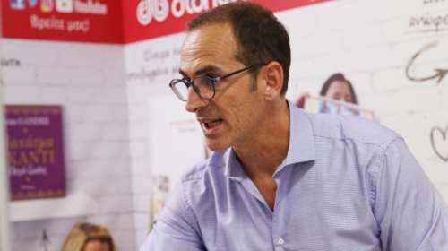 Σπαρακτική ανάρτηση του Κώστα Κρομμύδα - Έχασε τον πατέρα του από κορονοϊό