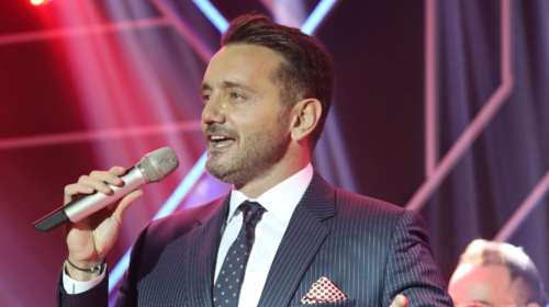 Μενιδιάτης: Καταστροφή να κλείσουν τα μπουζούκια την Πρωτοχρονιά