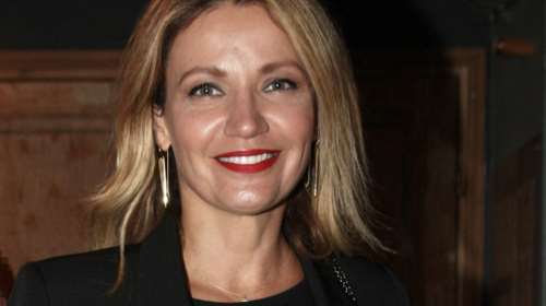 Η Παναγιώτα Βλαντή βούτηξε στη θάλασσα: Στην παραλία αμακιγιάριστη και πιο ευτυχισμένη από ποτέ