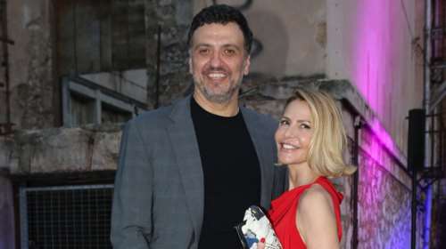 Τζένη Μπαλατσινού: Κομψή στο μουσείο Κυκλαδικής Τέχνης