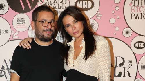 Σίλια Κριθαριώτη: Η πρώτη εμφάνιση μετά το χειρουργείο στην Αμερική - Με δίχρωμο vintage φόρεμα και δερμάτινες μπότες