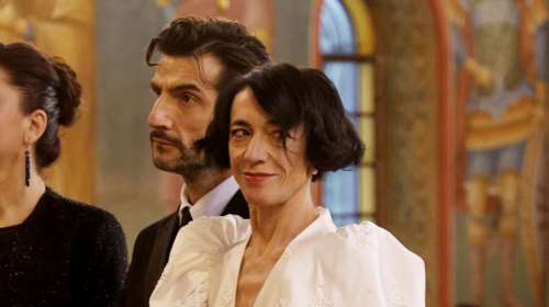 Έλενα Τοπαλίδου: Η οργισμένη ανάρτηση μετά τις αντιδράσεις για την &quot;πιρουέτα&quot; στην εκκλησία