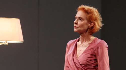 Η Ναταλία Τσαλίκη στις Άγριες Μέλισσες με ρόλο έκπληξη στην... Τρούμπα