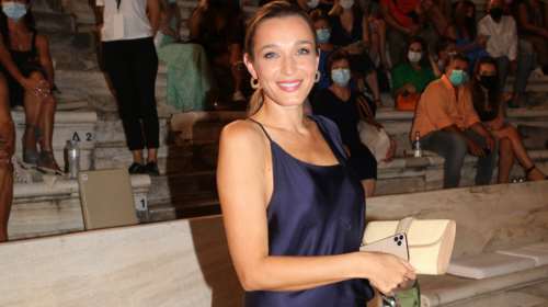 Κάτια Ζυγούλη: Πανέμορφη και απολύτως φυσική με το κολάν και το φούτερ της