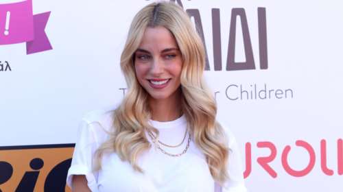 Δούκισσα Νομικού: Μπήκε στην κουζίνα με τα παιδιά της και έφτιαξαν κουλουράκια [βίντεο]