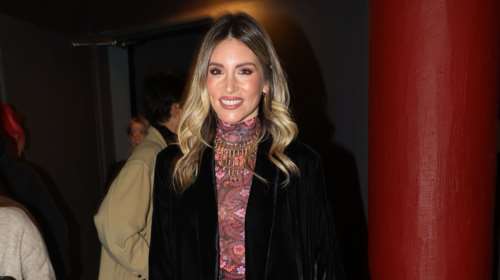 Αθηνά Οικονομάκου: Ποζάρει με τον αδερφό της, Νικήτα, και τη σύζυγό του