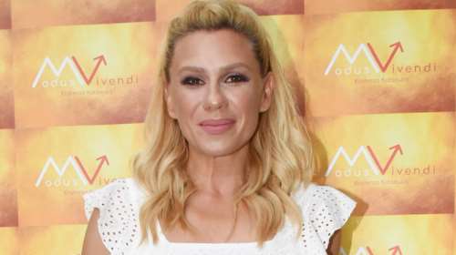 Κατερίνα Καραβάτου: Η εντυπωσιακή ολόσωμη φωτογραφία με μαγιό - Χωρίς φίλτρα και ρετούς