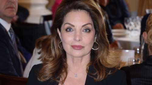 Άντζελα Γκερέκου: Ο αλάνθαστος total black συνδυασμός σε επίσημη εμφάνιση