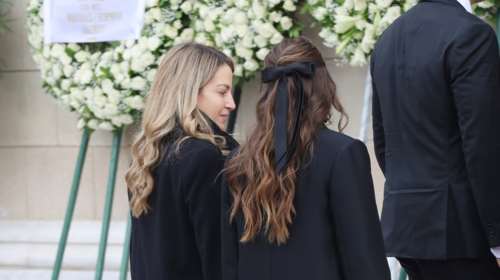 Η Χρυσή Βαρδινογιάννη στη Μητρόπολη Αθηνών - Τίμησε τη μνήμη της πριγκίπισσας Ειρήνης