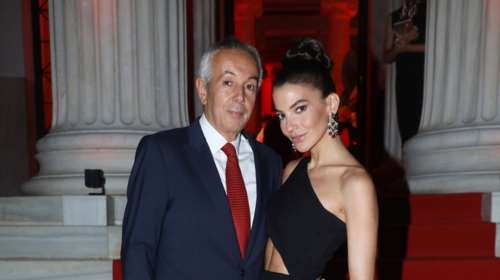 Δήμητρα Κούστα: Κομψή σε downtown εμφάνιση