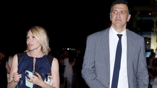 Τζένη Μπαλατσινού: Οργισμένη ανάρτηση για τον εκδότη, Γιάννη Κουρτάκη και το πόθεν έσχες της - Τον κατηγορεί για &quot;λάσπη&quot;