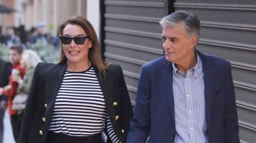 Ο Νίκος Ευαγγελάτος και η Τατιάνα Στεφανίδου στην Αίγυπτο- Στις υπαίθριες αγορές η δημοσιογράφος