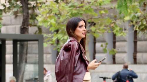 Η Σταματίνα Τσιμτσιλή στη Σταδίου στη συγκέντρωση για τα Τέμπη