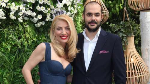 Η Μαρία Ηλιάκη και ο Στέλιος Μανουσάκης βάφτισαν την κόρη τους - Οι πρώτες εικόνες