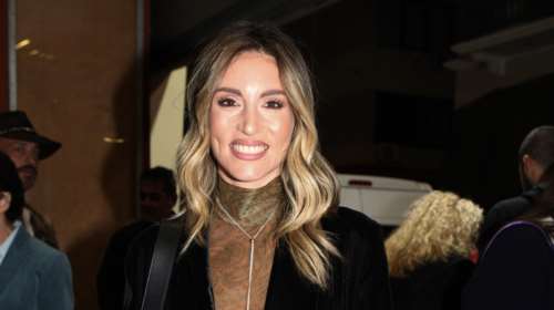 Αθηνά Οικονομάκου: Άλλαξε look και έγινε κατάξανθη - Το μπαλαγιάζ με ξανθές ανταύγειες που φώτισε το πρόσωπό της