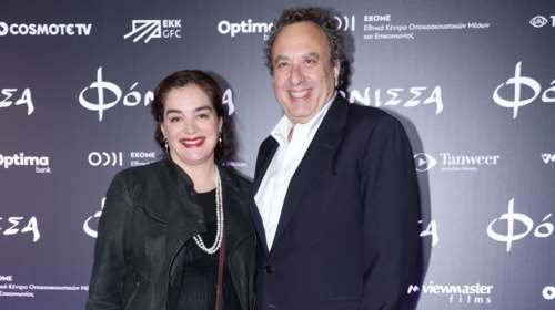 Χρήστος Χωμενίδης - Γωγώ Μπρέμπου: H σπάνια δημόσια εμφάνιση και το vintage slip dress της με τη δαντέλα της ηθοποιού