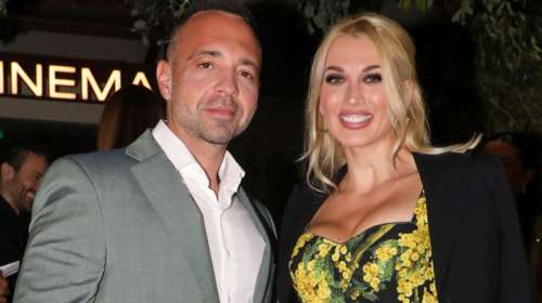 Η Κωνσταντίνα Σπυροπούλου συνοδεύει τον γιο της, Βλάσση στον παιδικό σταθμό- &quot;Τα καθήκοντα της μαμάς&quot;