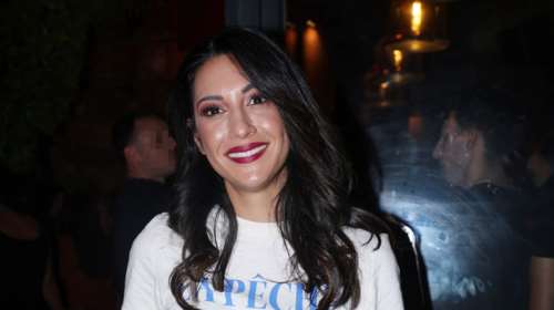 Η Ευγενία Σαμαρά φωτογραφίζεται με μπικίνι και όλοι σχολιάζουν το ίδιο πράγμα - "Βρε Σαμαρά!"