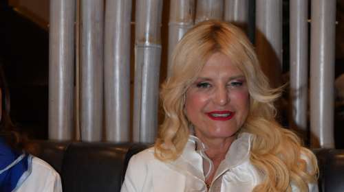 Η Μαρίνα Πατούλη σε πάρτι στην Παράγκα της Μυκόνου