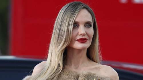 Αντζελίνα Τζολί: Χωρίς παπούτσια στην τελευταία της εμφάνιση - Ο λόγος που εμφανίστηκε ξυπόλητη