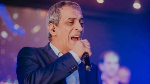 Θέμης Αδαμαντίδης: Ερωτευμένος ξανά ο τραγουδιστής - Πρώην μοντέλο η νέα του σύντροφος [βίντεο]