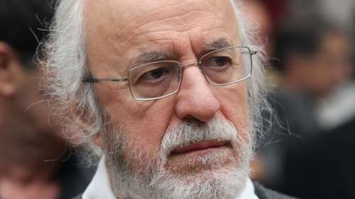 Το Σάββατο η κηδεία του Νότη Μαυρουδή στο Χαλάνδρι - Η επιθυμία της οικογένειας αντί για στεφάνια