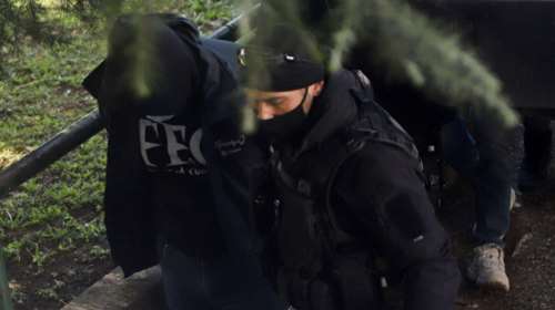 Γράμμα στη μητέρα του Άλκη έγραψε ο 21χρονος που κρατούσε το δρεπάνι- Τι γράφει