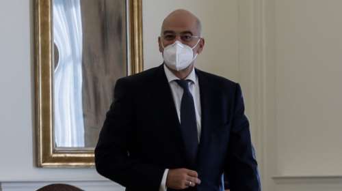 Δένδιας στο Bloomberg: Η Ευρώπη πρέπει να θέσει όρια στη συμπεριφορά της Τουρκίας