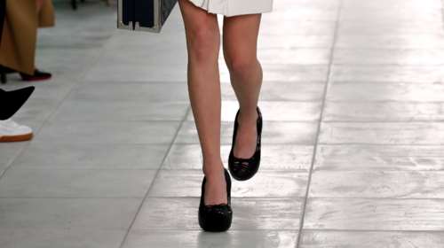 Οι τάσεις στα παπούτσια που θα φορέσουμε την Άνοιξη - Καλοκαίρι 2021