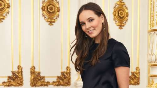 Πριγκίπισσα Ίνγκριντ: Τα γενέθλια πορτρέτα της μέλλουσας βασίλισσας της Νορβηγίας &amp; το μαύρο slip dress