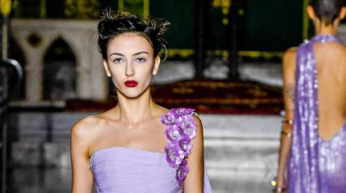 Αυτά είναι τα χρώματα που πρωταγωνιστούν στη μόδα για το καλοκαίρι του 2024