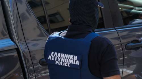 Νέα σπείρα κακοποιών προσποιείται τους αστυνομικούς και ξαφρίζει πολίτες: Σοκάρει η μαρτυρία θύματος