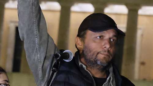 Πάνος Ρούτσι για Άγνωστο Στρατιώτη: &quot;Αν σβήσουν τα ονόματα των θυμάτων στα Τέμπη, θα έχουμε θύματα&quot; [βίντεο]