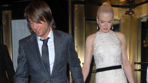 Νικόλ Κίντμαν: Το one shoulder νυφικό με το statement φουσκωτό μανίκι βγαλμένο από ταινία εποχής