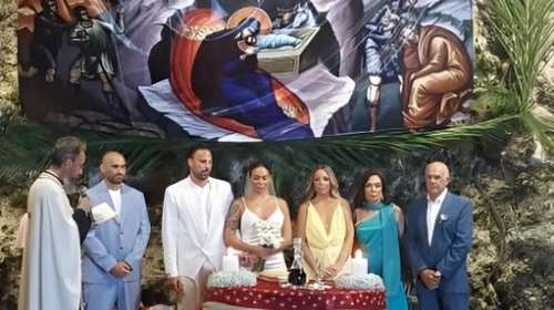 Ευρυδίκη Βαλαβάνη - Γρηγόρης Μόργκαν: Παντρεύτηκαν στο επιβλητικό σπήλαιο του Αγίου Ιωάννη του Ερημίτη στα Χανιά