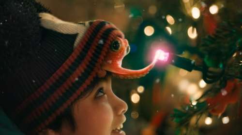 &quot;Το αγόρι &amp; το χταπόδι&quot;: Η τρυφερή και συγκινητική χριστουγεννιάτικη ταινία της Disney [βίντεο]