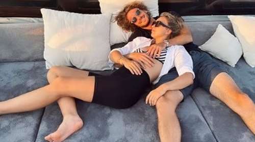 Στέφανος Τσιτσιπάς και Πάουλα Μπαντόσα κάνουν διακοπές στην Ελλάδα - Το κοινό τους προφίλ στο Instagram