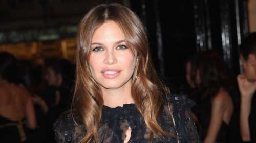 Ντάσα Ζούκοβα: Η σπάνια φωτογραφία του γιου της Φίλιππου Νιάρχου jr - Κατάξανθος με μακριά μαλλιά