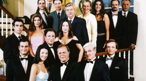 Ποσά που ζαλίζουν: &quot;Το βασικό καστ της Λάμψης έπαιρνε πάνω από...&quot;