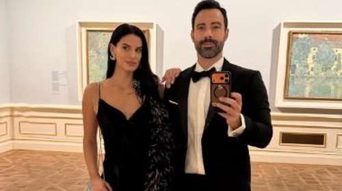 Χριστίνα Μπόμπα - Σάκης Τανιμανίδης: Η χολιγουντιανή εμφάνιση σε βραδινή έξοδο στη Βιέννη