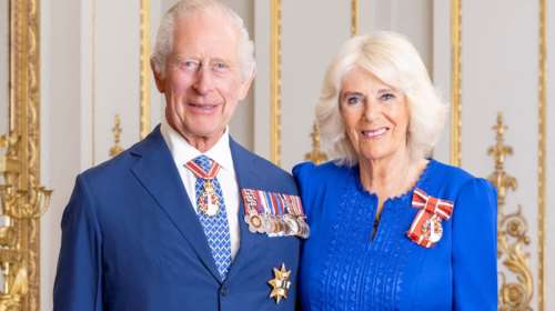 Βασιλιάς Κάρολος: Συναγερμός σε εκδήλωση όπου βρέθηκε μαζί με την Καμίλα - Απομακρύνθηκαν για λόγους ασφαλείας [βίντεο]