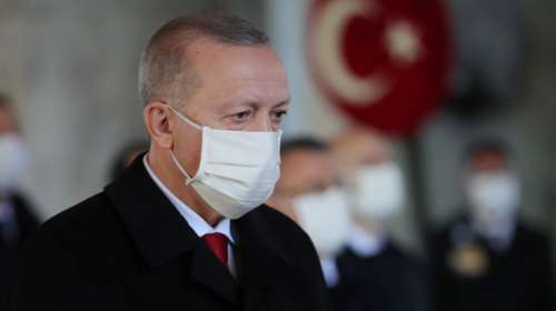 Ο Ερντογάν... επιστήμονας: Ανακοίνωσε τουρκικό εμβόλιο για τον κορονοϊό έως τον Απρίλιο