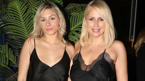 Κατερίνα Παπακωστοπούλου: Σπάνια νυχτερινή έξοδος με τη 19χρονη κόρη της, Μαριλίτα [εικόνες]