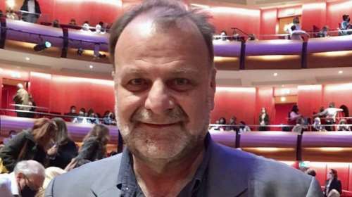 Δύσκολες ώρες για τον Λάζαρο Λασκαρίδη: Παλεύει για τη ζωή του - Είναι 6η ημέρα διασωληνωμένος