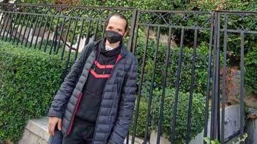 Η νέα ζωή του Θύμιου Μπουγά: Ζει στο Πέραμα, εργάζεται στον Πειραιά - Η φωτό με τους συναδέλφους του