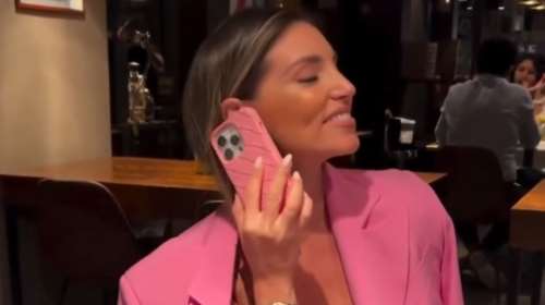 Αθηνά Οικονομάκου: Έξοδος για δείπνο με τον Μπρούνο Τσερέλα στο Μιλάνο - Το total pink outfit και ο σωματώδης μπασκετμπολίστας